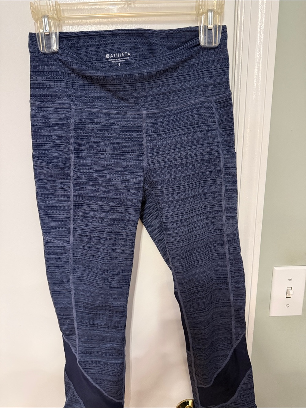 Athleta Navy Textured Performance Leggings